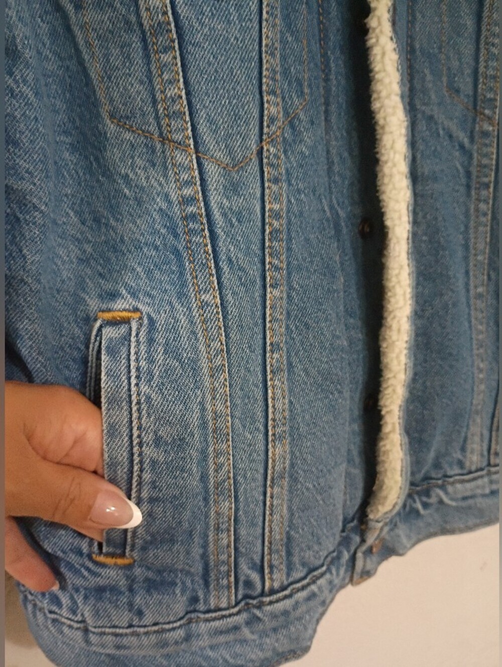 Levi's Blue Denim Jacket - Picture 11 of 13